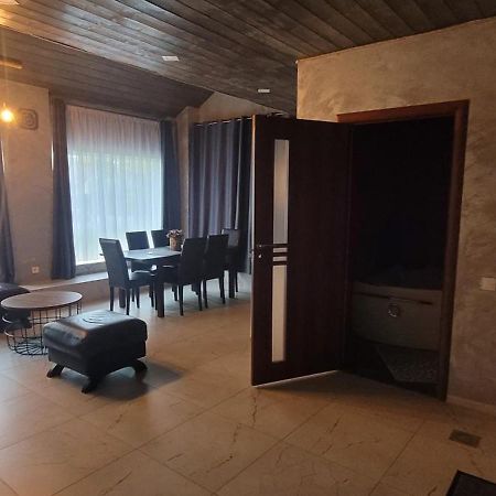 Apartamentai A&S クライペダ エクステリア 写真